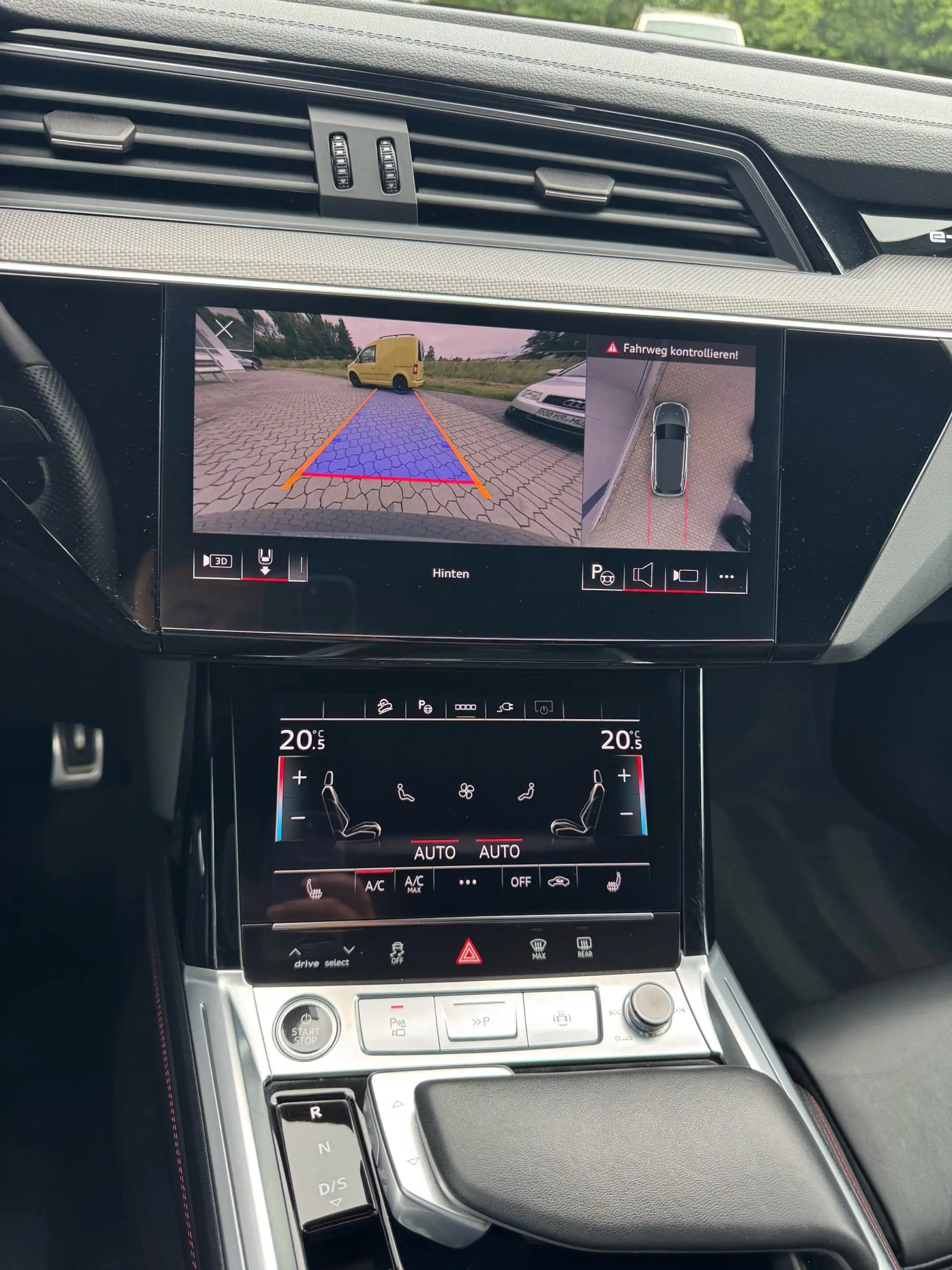 Audi Q8 e-tron 50 quattro*S line Edition*B&O*AHK*Matrix*Assistenz — photo 21