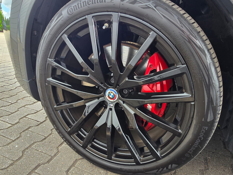 BMW X6 xDrive40d M Sport*INDIVIDUAL*2-Achs Luftfeder — photo 12
