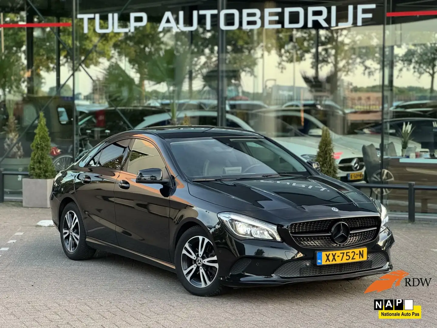 Mercedes-Benz CLA 180 Ambition 209 Org 42191 km Nap Чорний - 1