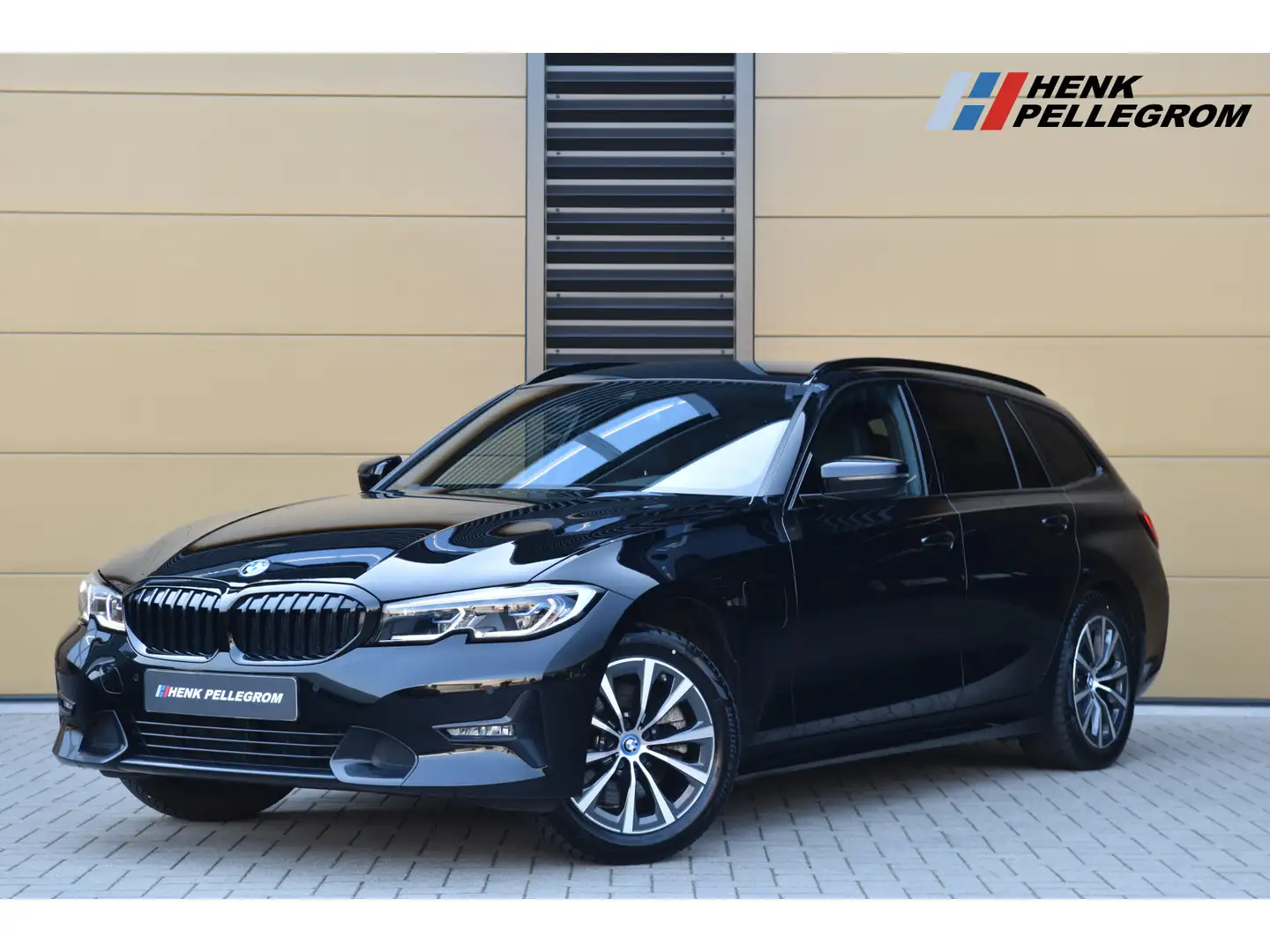 BMW 320 3-serie Touring 320e Business Edition Plus * Laser Schwarz - 1
