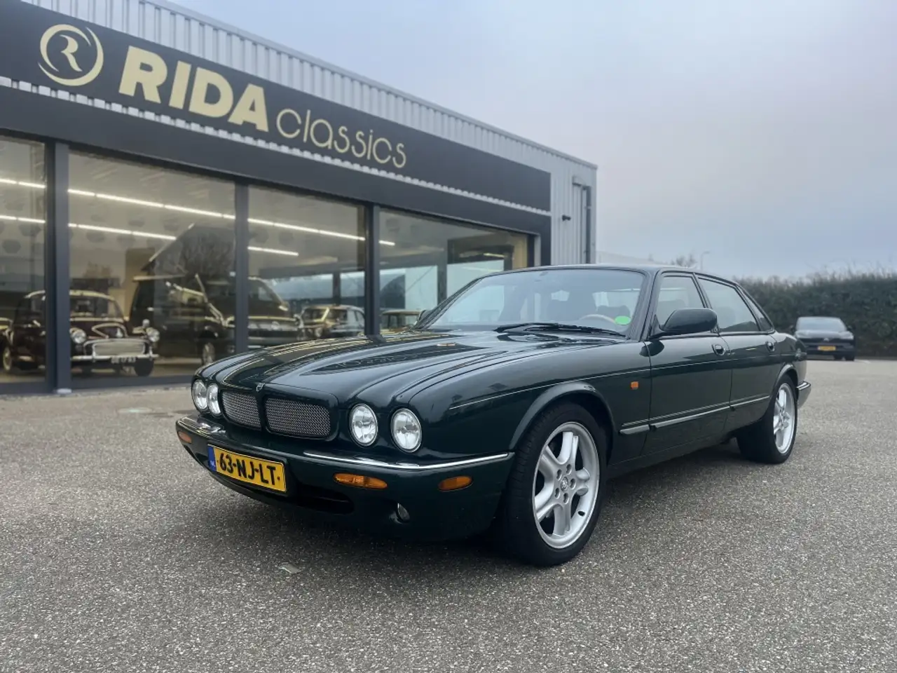 Jaguar XJR 4.0 V8 Supercharged | trekhaak, foto 2