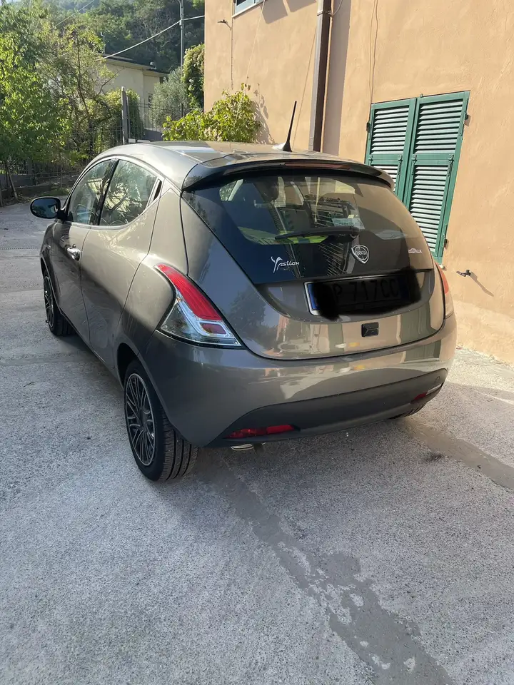 Lancia Ypsilon 2023