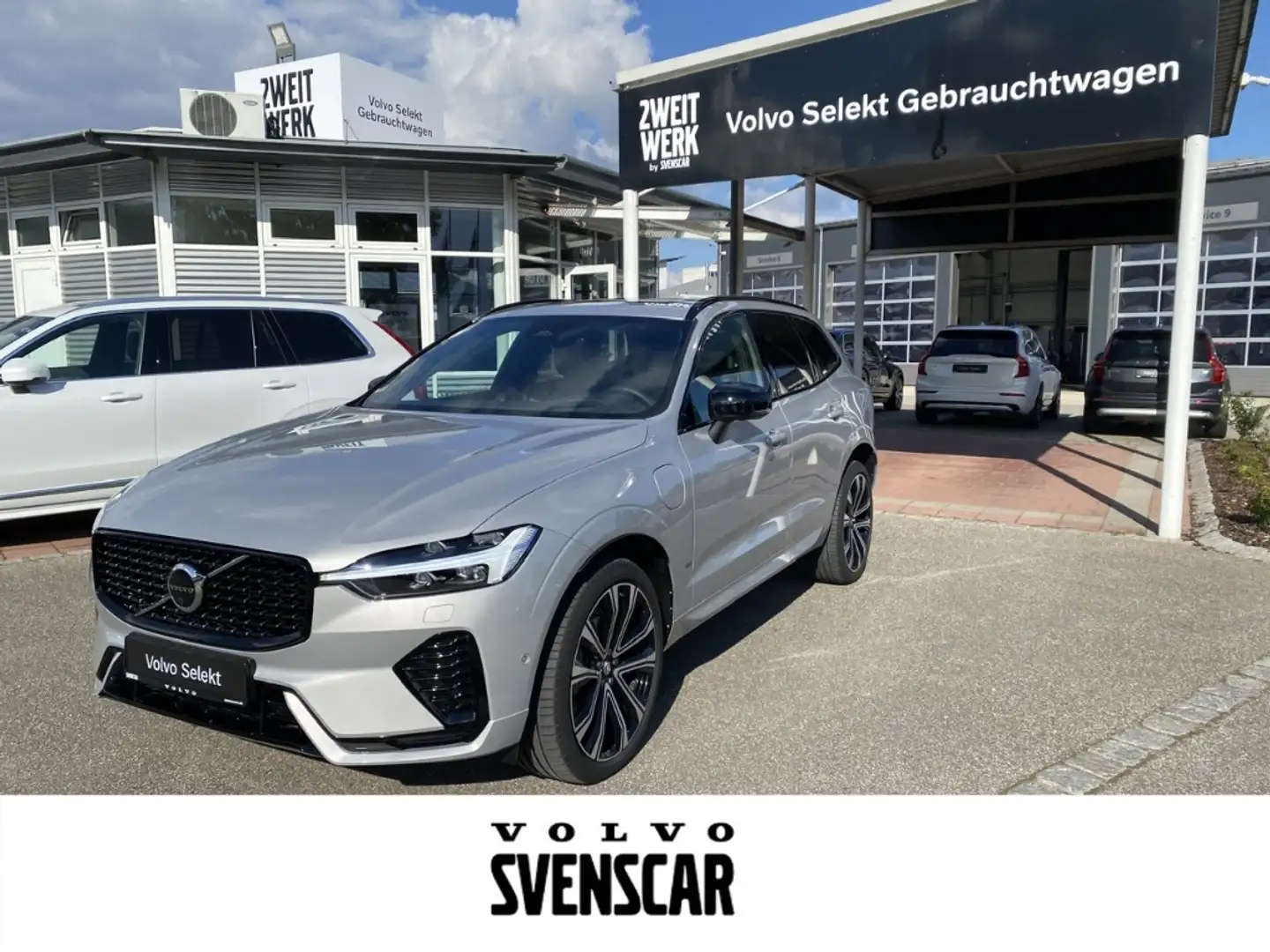 Volvo XC60 R Design Recharge Plug-In Hybrid AWD T8 Twin Engin Silber - 1