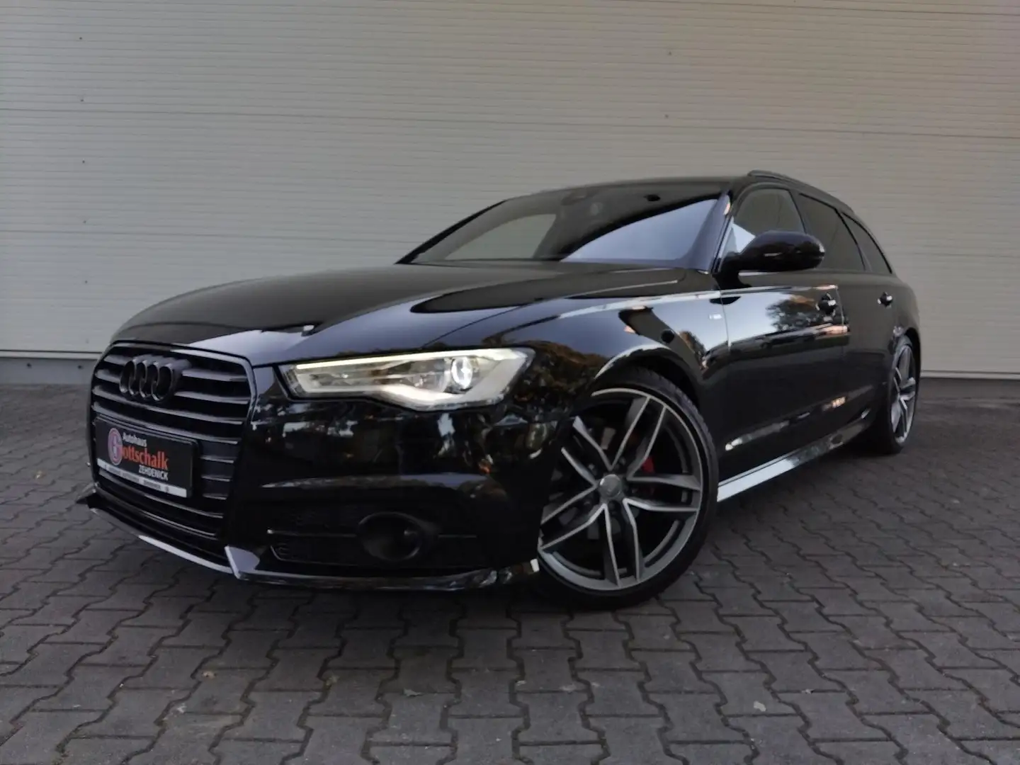 Audi A6 215 PS TDI DSG S-Line Alcantara Schwarz - 1