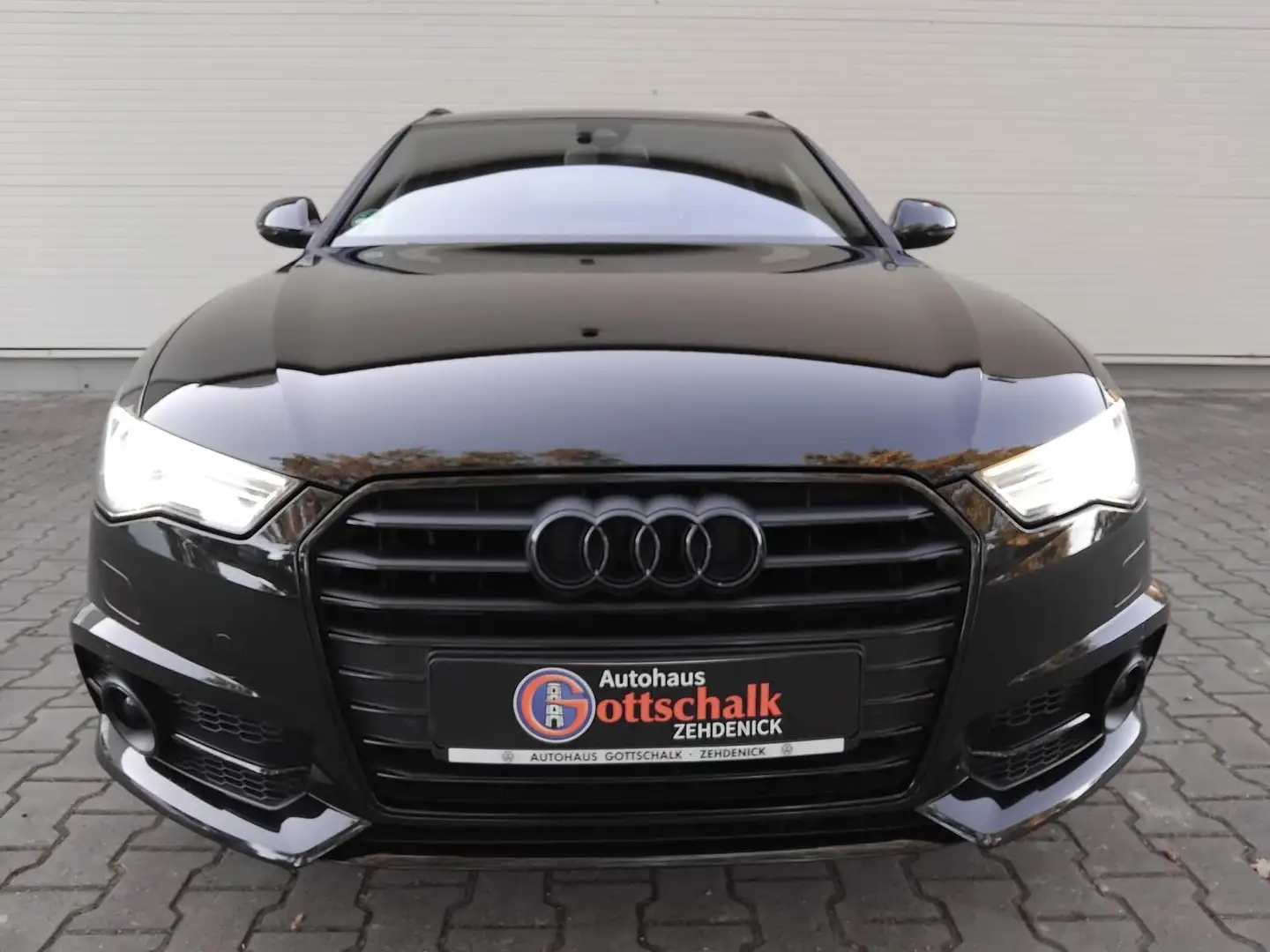 Audi A6 215 PS TDI DSG S-Line Alcantara Schwarz - 2