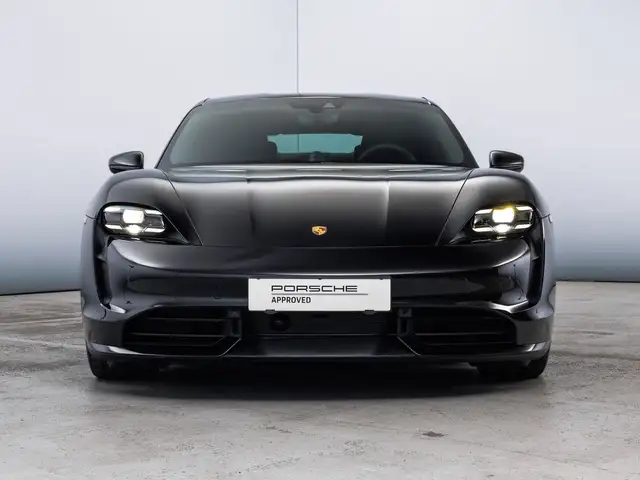 Porsche Taycan Turbo Ansicht 2