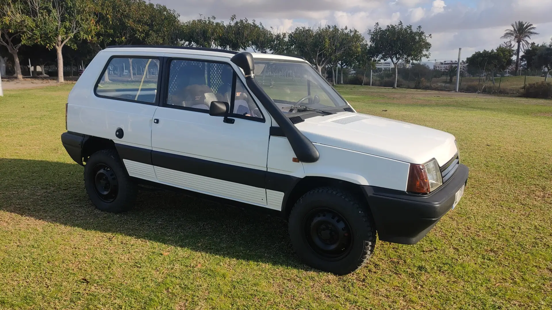 SEAT Marbella 900 CLX - 1