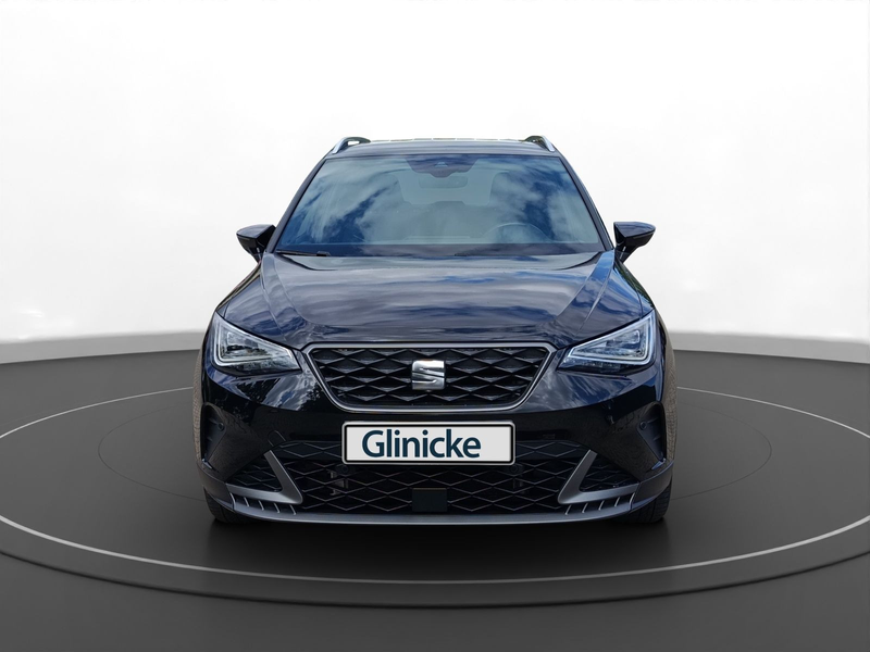 SEAT Arona 1.5 TSI FR AHK LED LM 17" Navi PDC+RFK ACC — photo 2