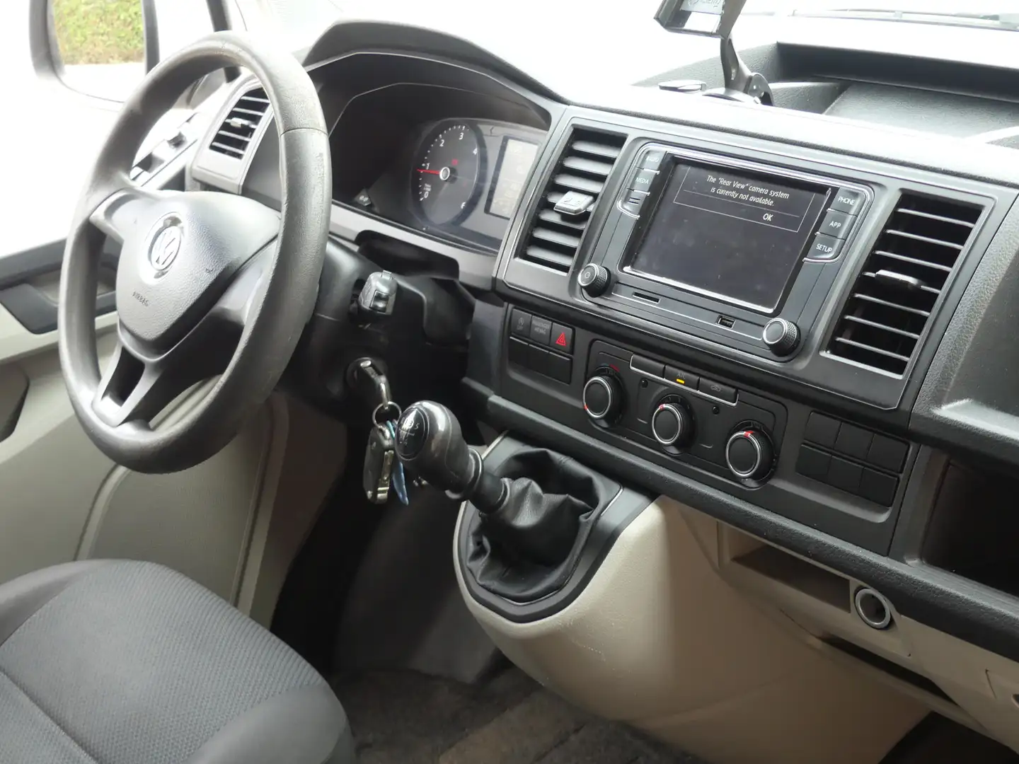 Volkswagen T6 Transporter 2.0 TDI 150PK Airco/Trekhaak//Cruise control Weiß - 2