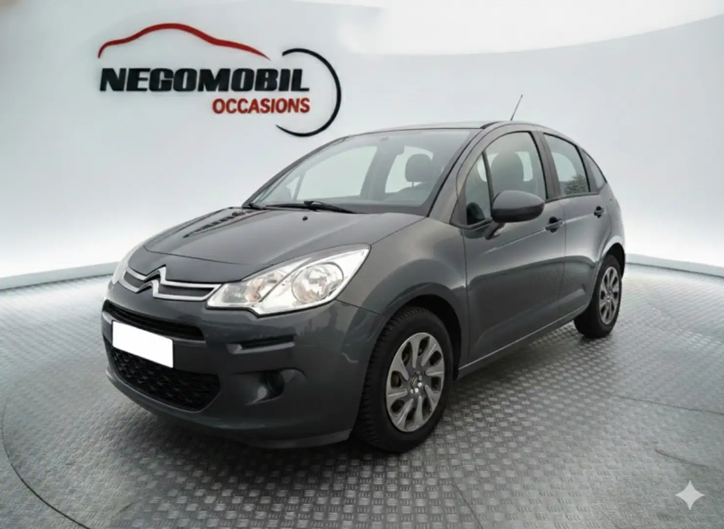 Citroen Traction 1.0 PURETECH ATTRACTION Grau - 1