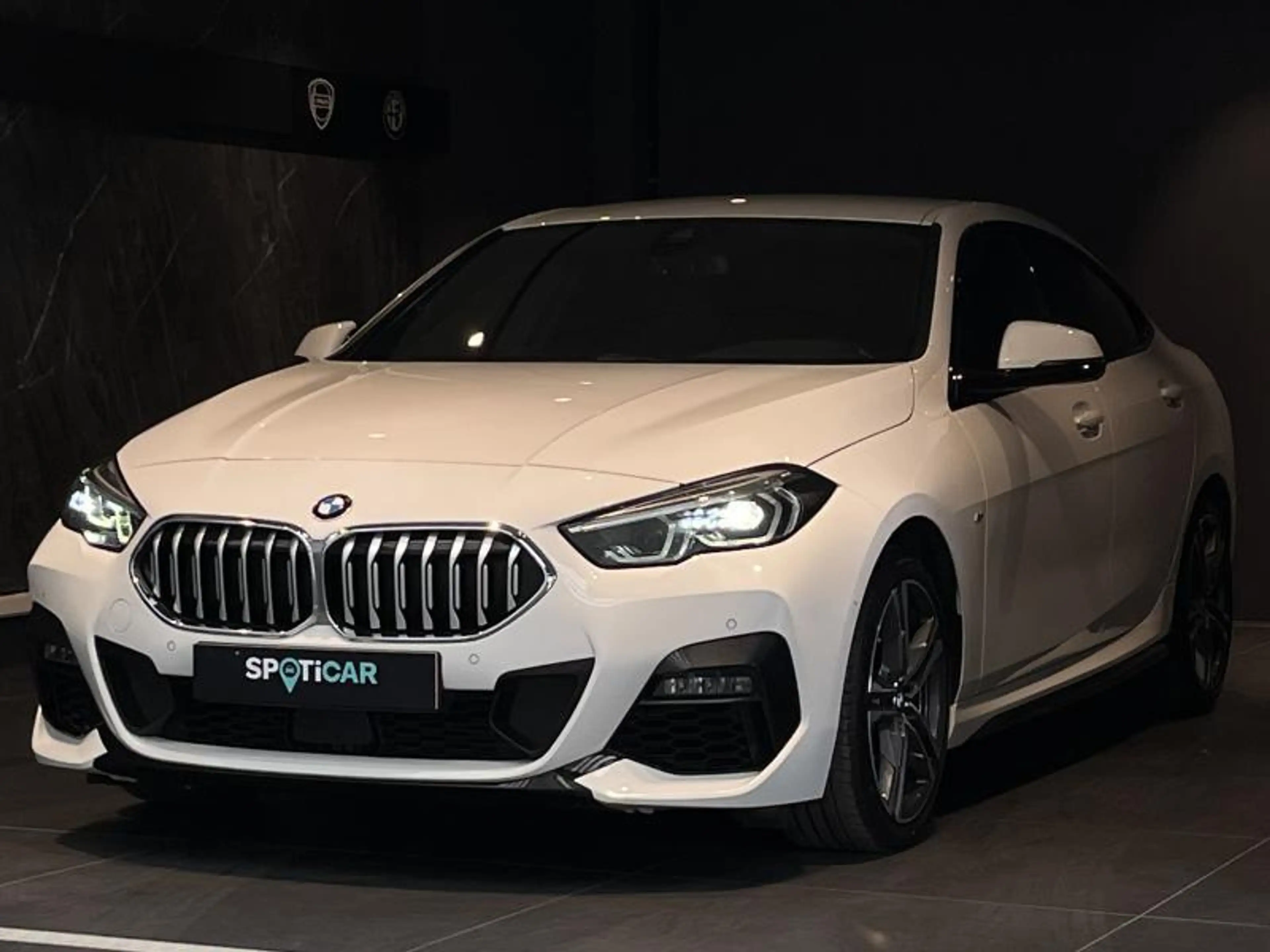 BMW 220 220