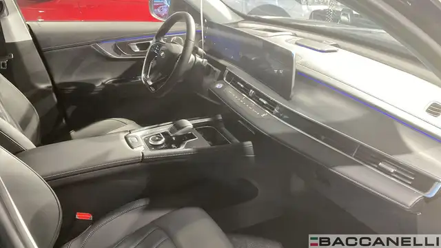 DR Automobiles DR7.0 view 8