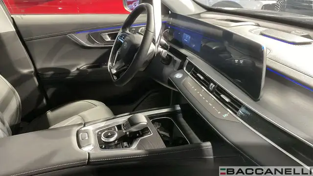 DR Automobiles DR7.0 view 9