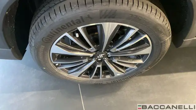 DR Automobiles DR7.0 view 7