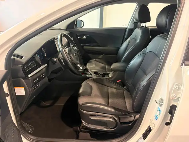 Kia Niro view 8
