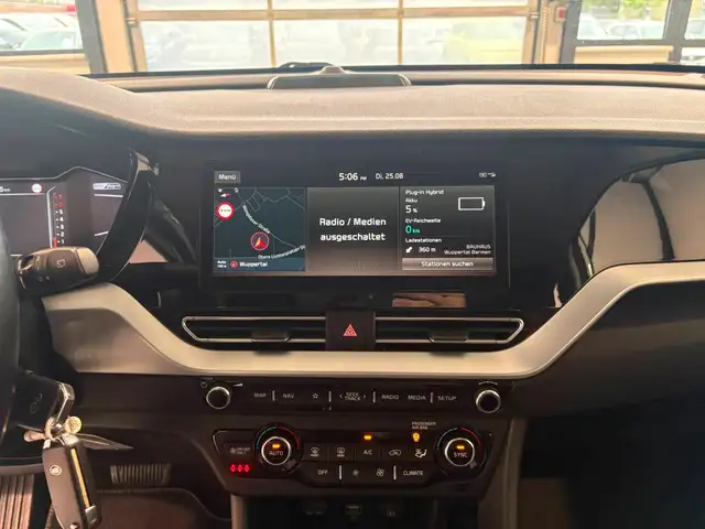 Kia Niro view 11