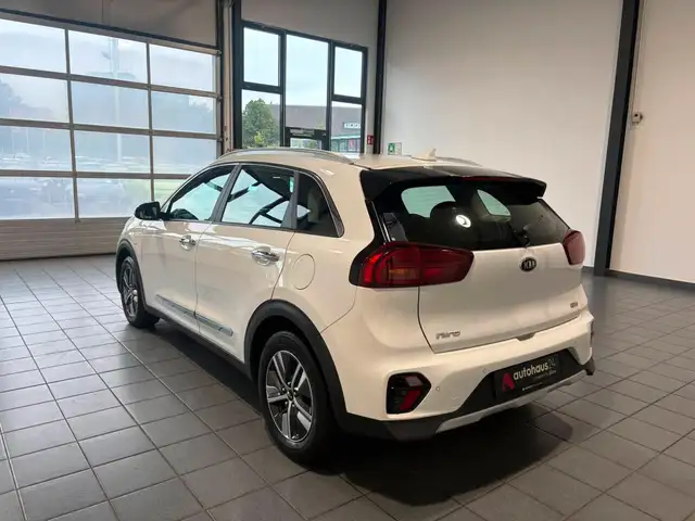 Kia Niro view 4