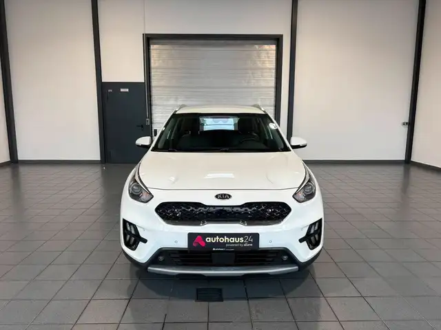 Kia Niro view 2
