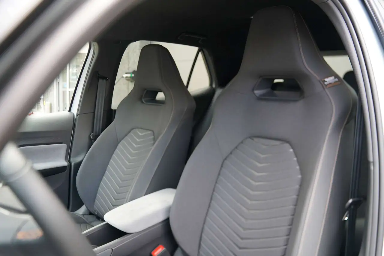 Cupra Born 82 kWh MODEL 2025 *WARMTEPOMP / HEAD-UP / CAMERA / SFEERVERLICHTING / ZETELVERWARMING /, миниатюра 4