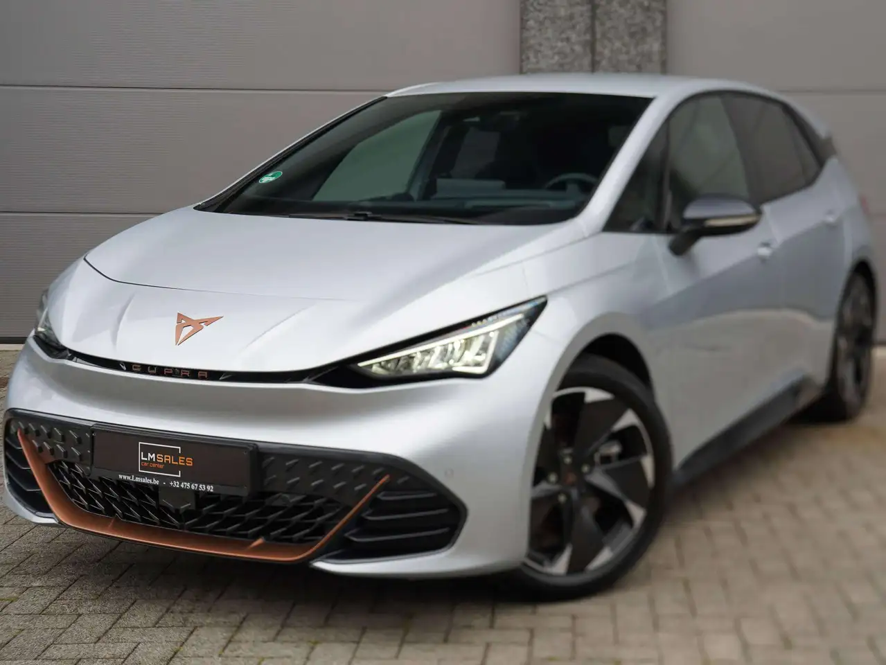 Cupra Born 82 kWh MODEL 2025 *WARMTEPOMP / HEAD-UP / CAMERA / SFEERVERLICHTING / ZETELVERWARMING /