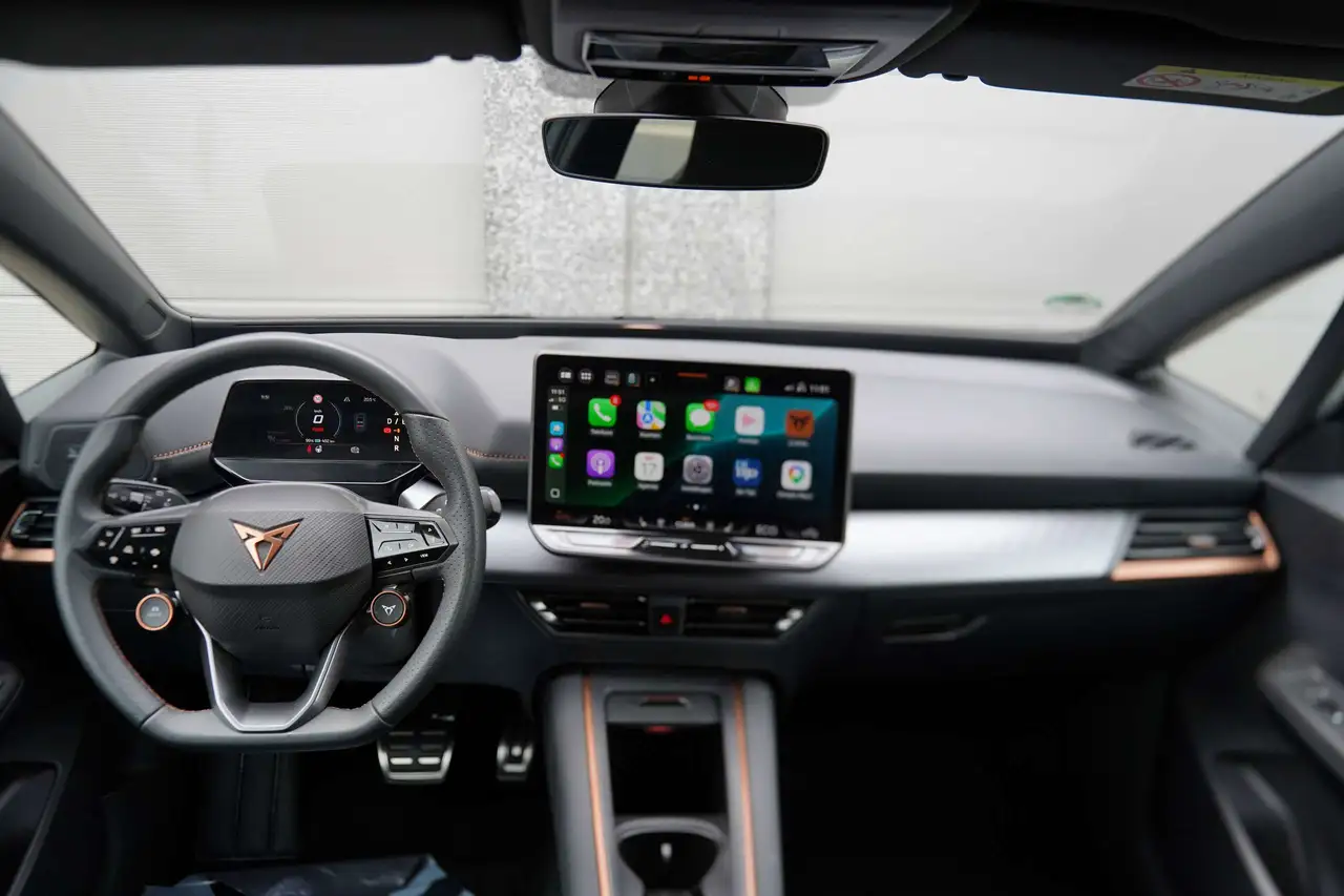 Cupra Born 82 kWh MODEL 2025 *WARMTEPOMP / HEAD-UP / CAMERA / SFEERVERLICHTING / ZETELVERWARMING /, миниатюра 6