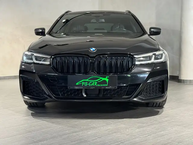 BMW 5 Series view 5