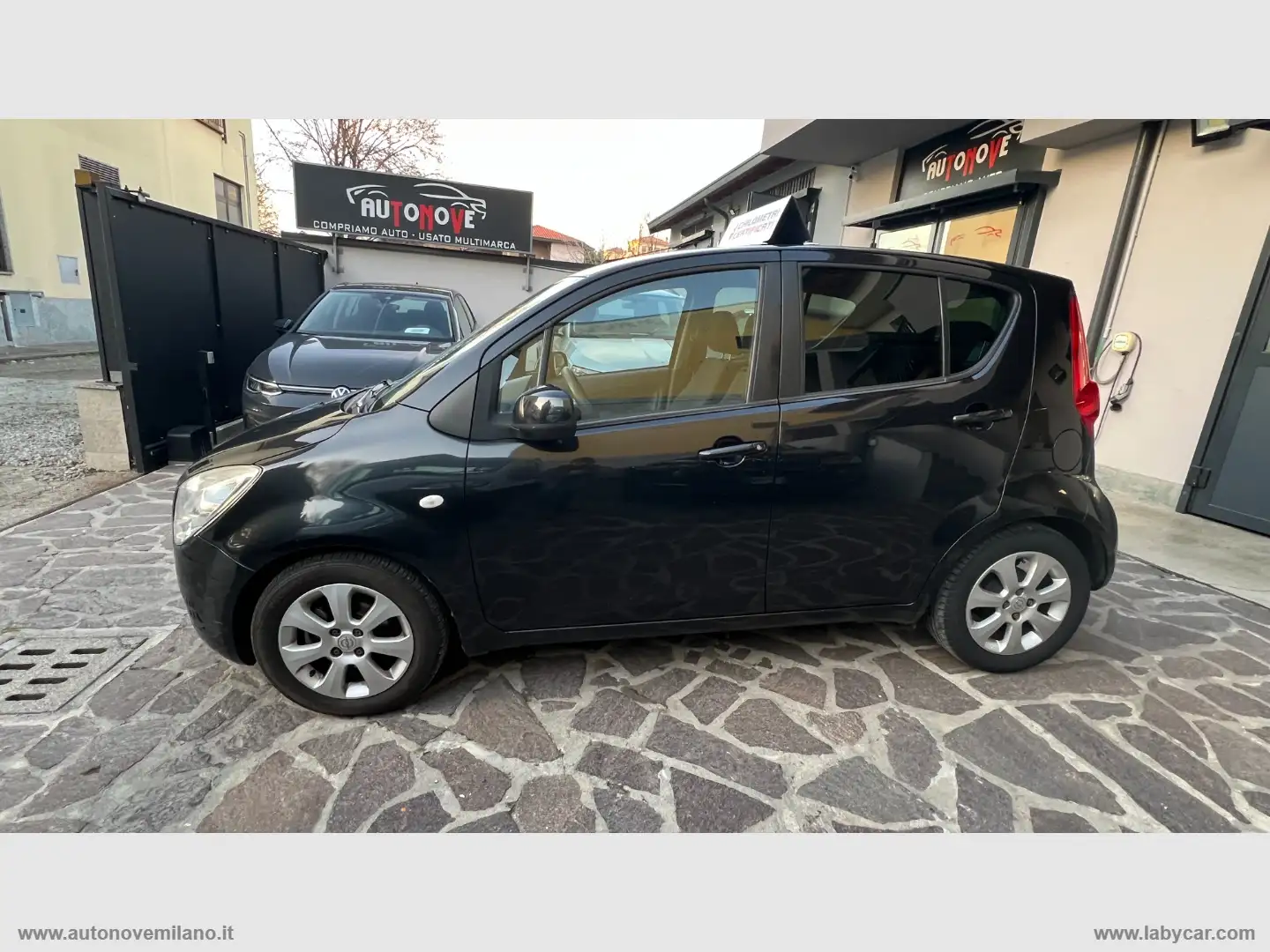 Opel Agila 1.2 86 CV Enjoy WWW.AUTONOVEMILANO.IT Nero - 2