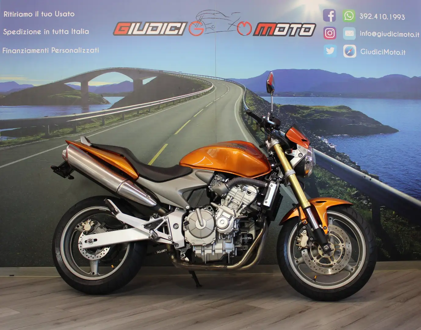Honda Hornet 600 - 2006 - km 30782 Orange - 1