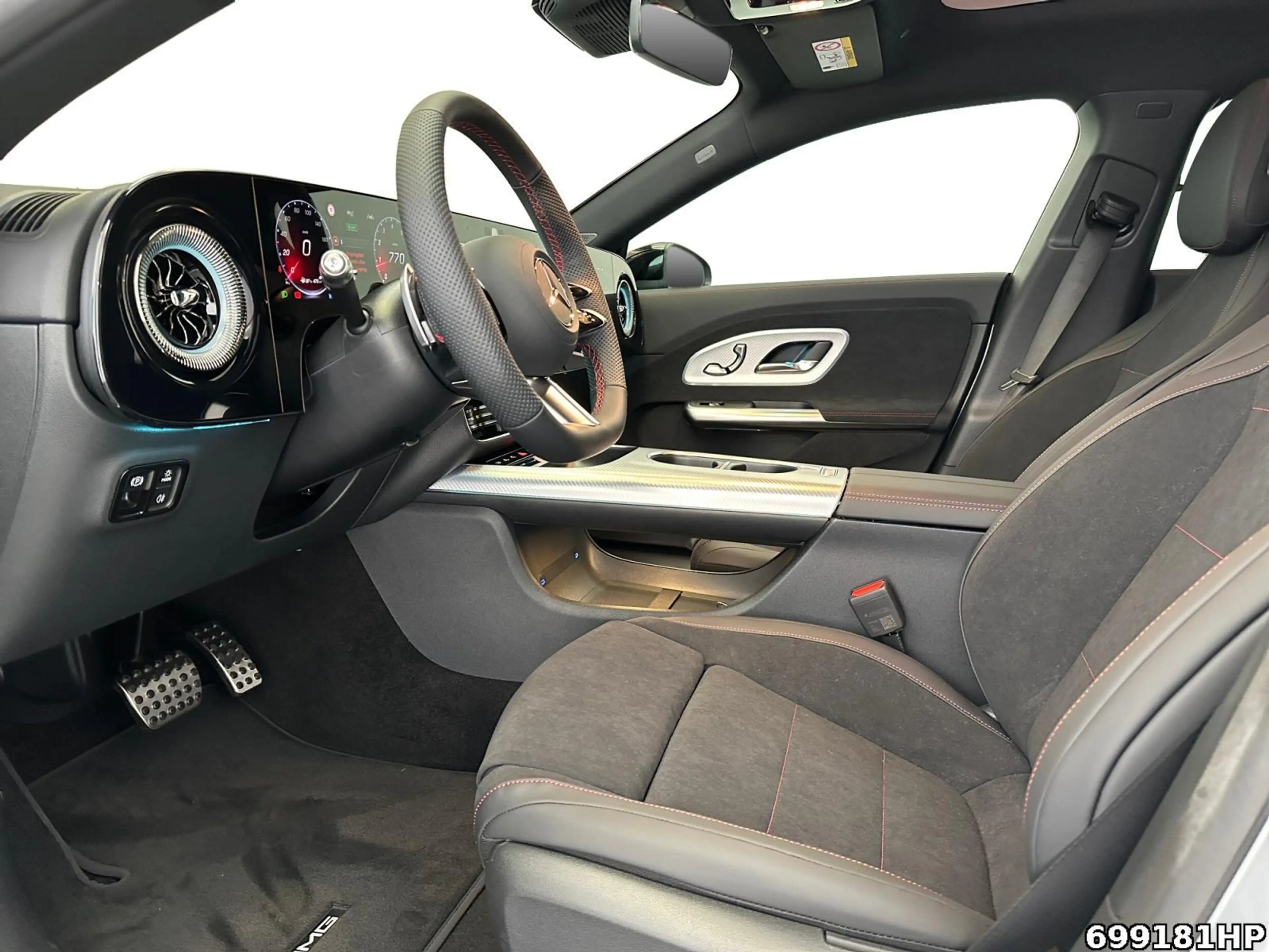 Mercedes-Benz CLA 200 +AMG+AHK+SUPERSCREEN+360°KAM+MEMORY+ — photo 8