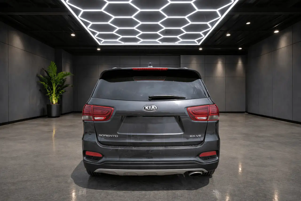 Kia Sorento снимка Kia Sorento