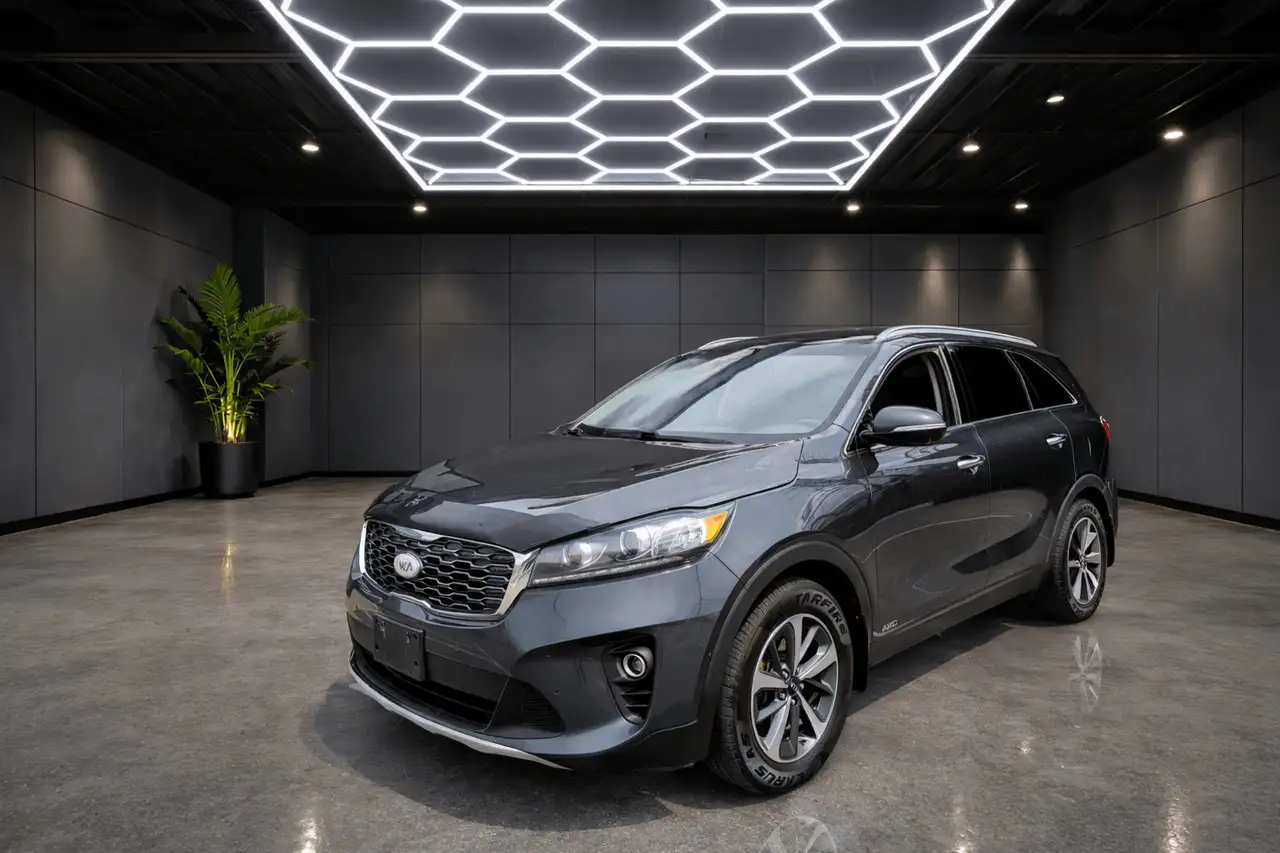 Kia Sorento снимка Kia Sorento