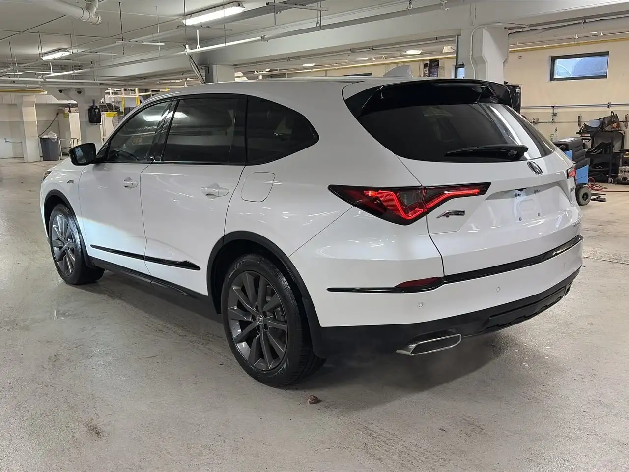 Acura MDX снимка Acura MDX