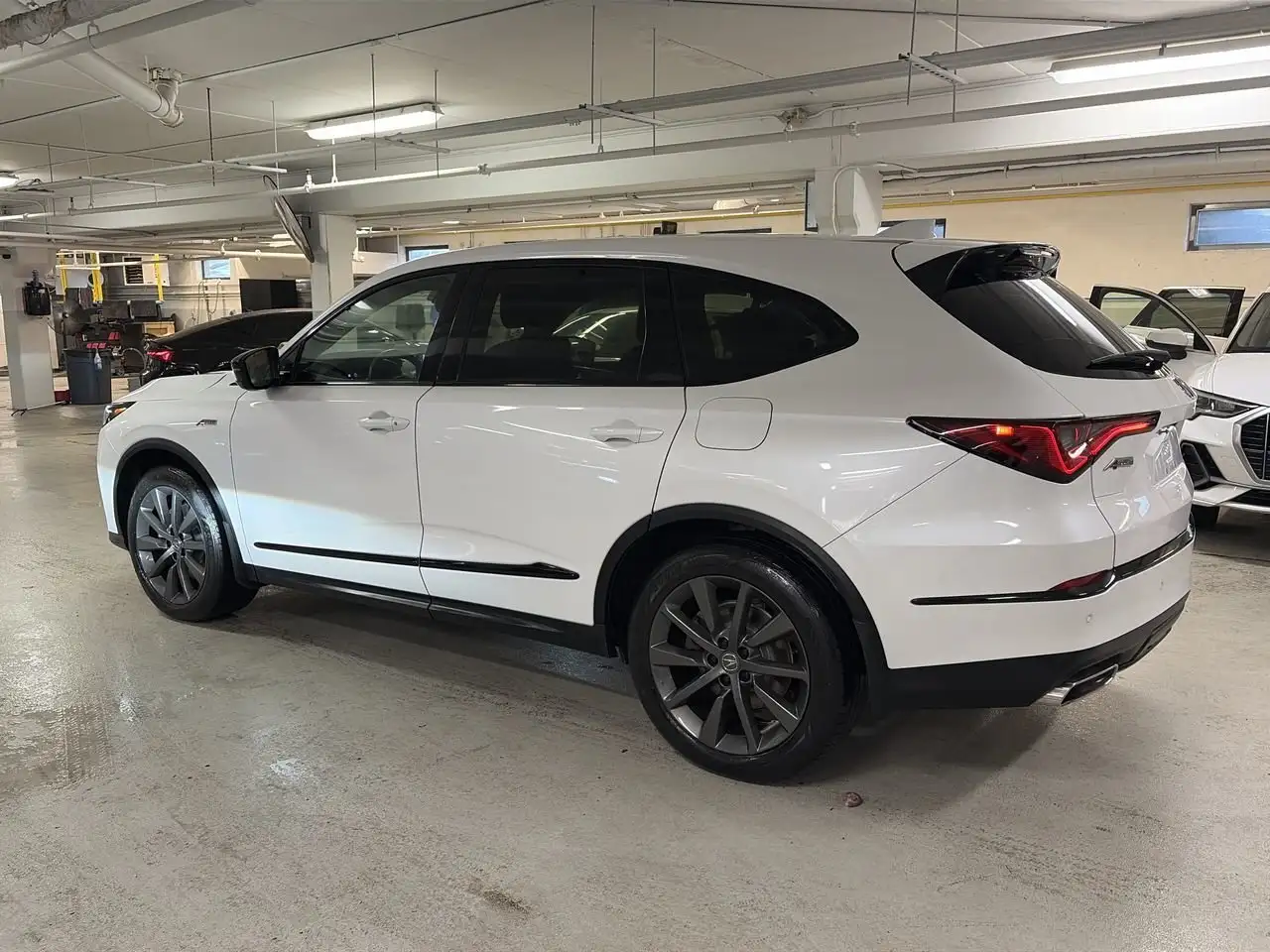 Acura MDX снимка Acura MDX