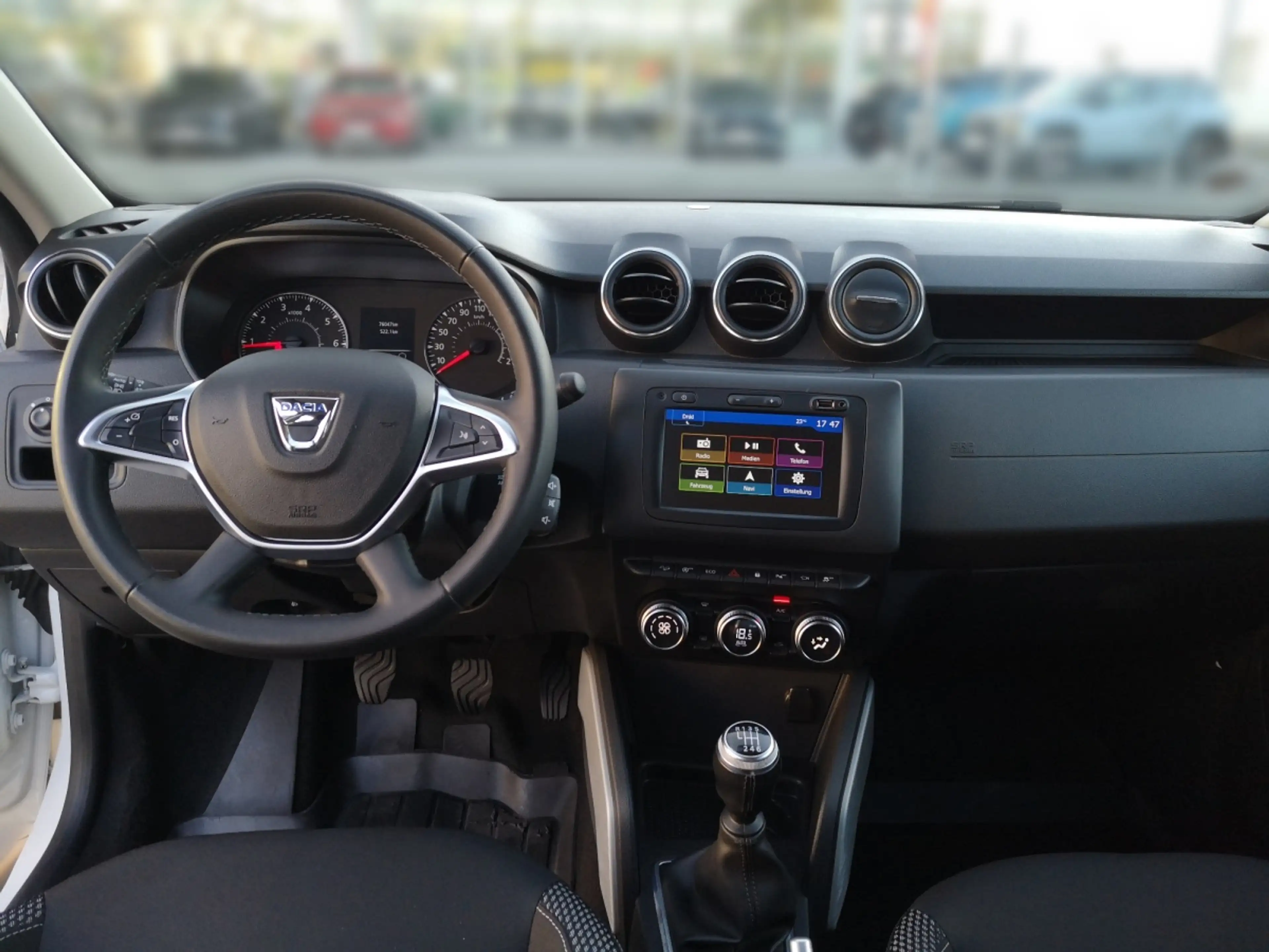 Dacia Duster Prestige Diesel Allrad Blue dCi 115 4WD — photo 4
