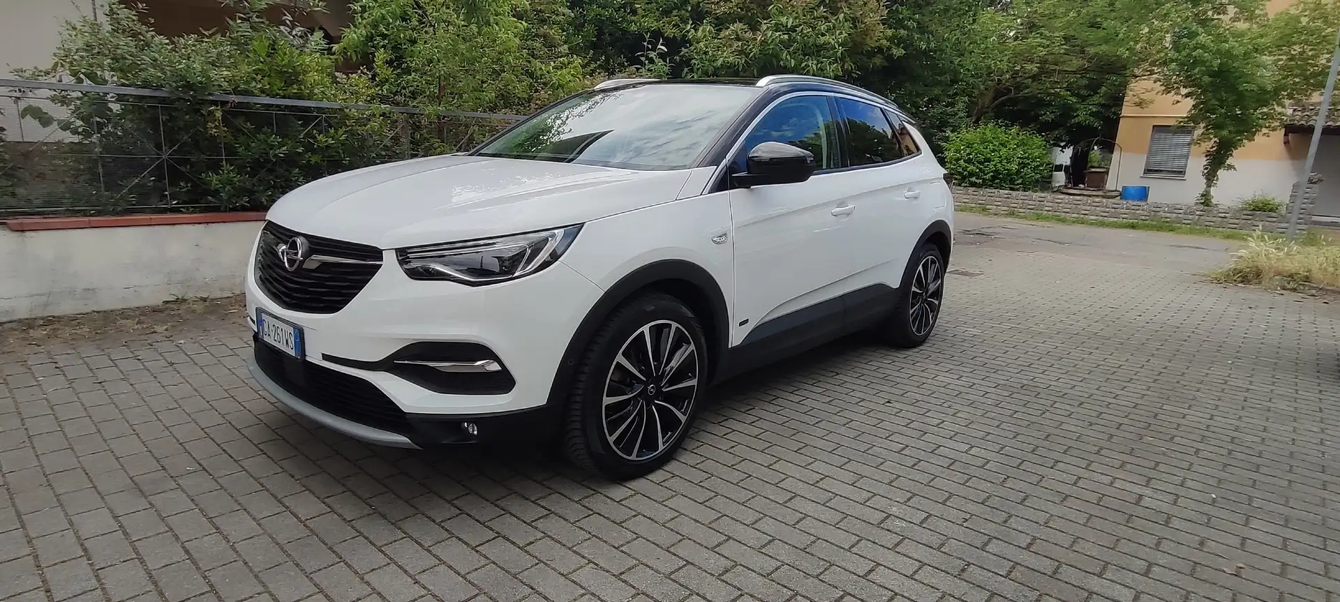 Opel Grandland X 1.6 phev awd auto 4x4-IBRIDA/ELETT-BZ-OK NEOPAT. Beyaz - 1