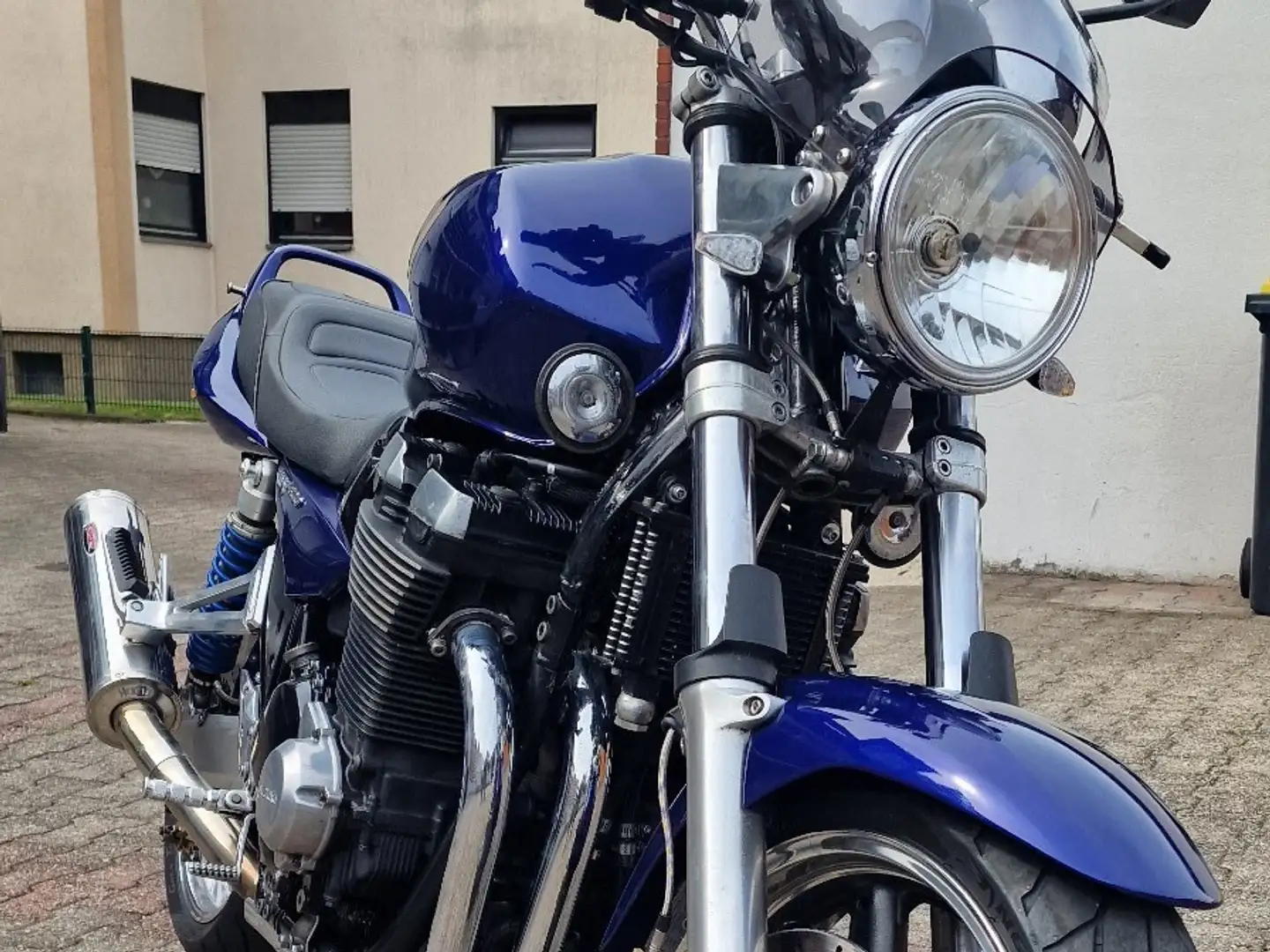 Suzuki GSX 1400 K2 Blauw - 2