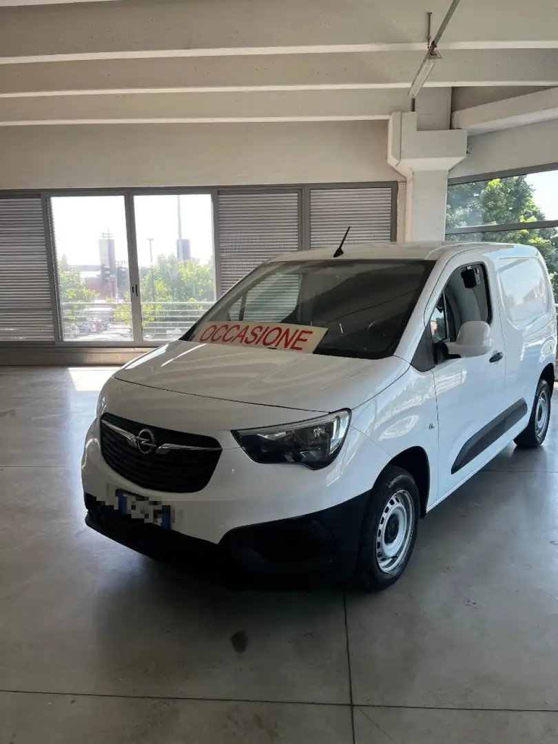 Opel Combo Cargo 1.5 Diesel 100CV PC 650kg Edition Wit - 1
