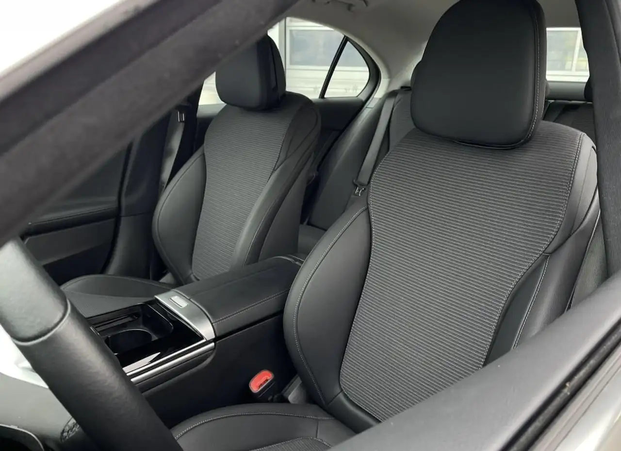 Mercedes-Benz C 180 Berline Luxury Line | Smartphone Integratie | Verw 2