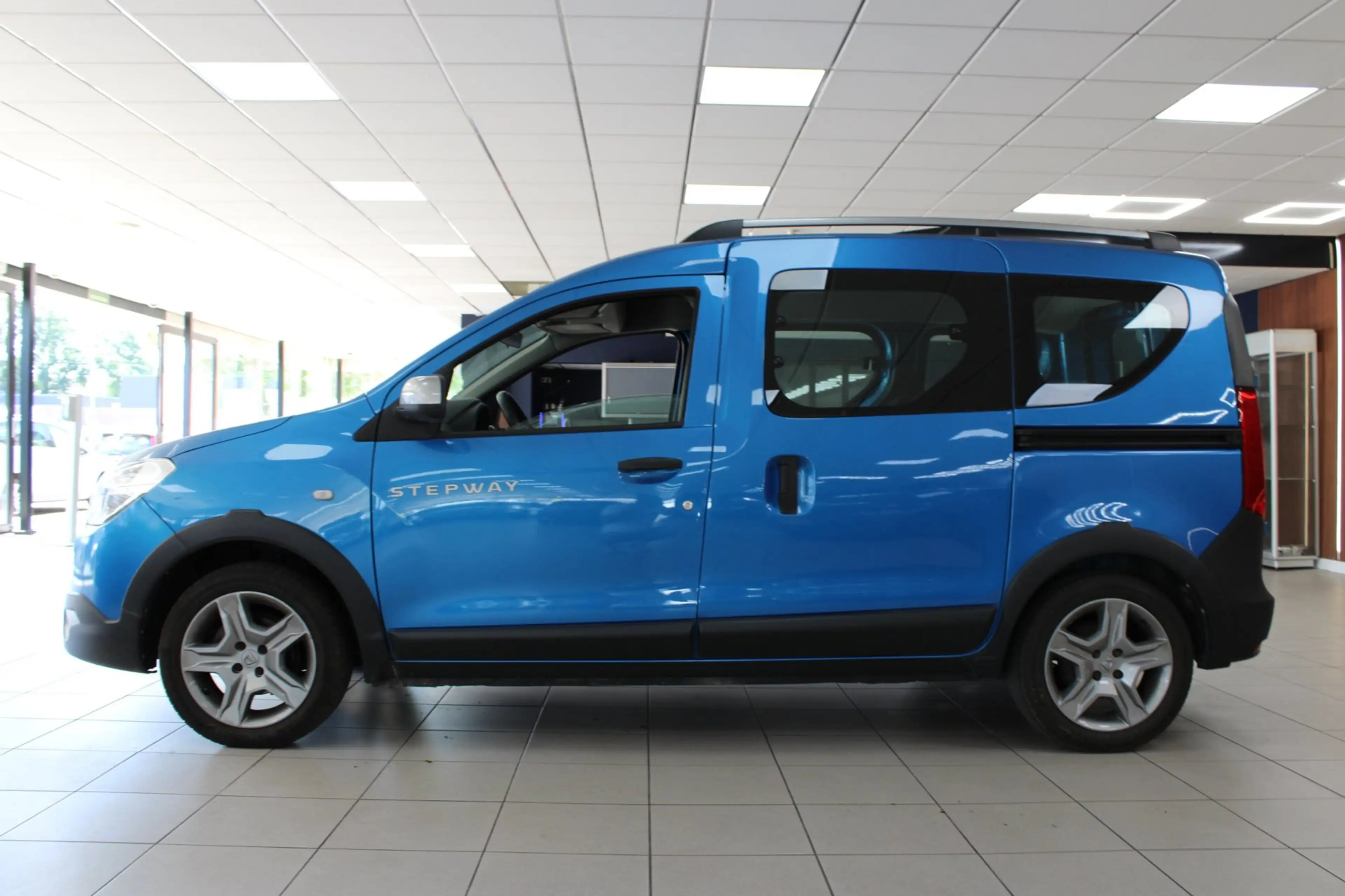 Dacia Dokker 1.6 SCe | Airco | Cruise Control | Navi | Parkeers — photo 3