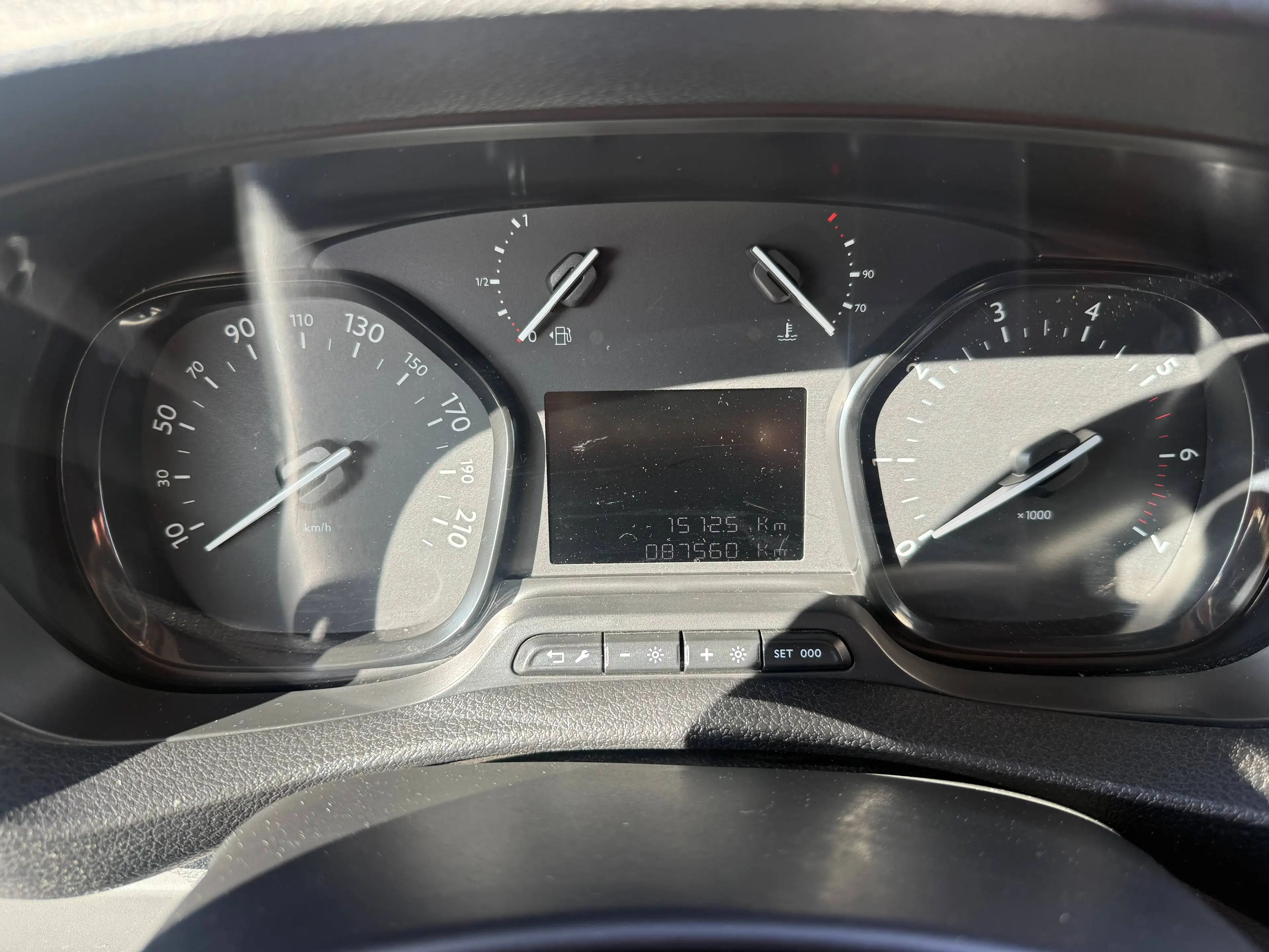 Citroen Jumpy 2.0L L3 **2X Porte latéral Clim Caméra Attelage — photo 21