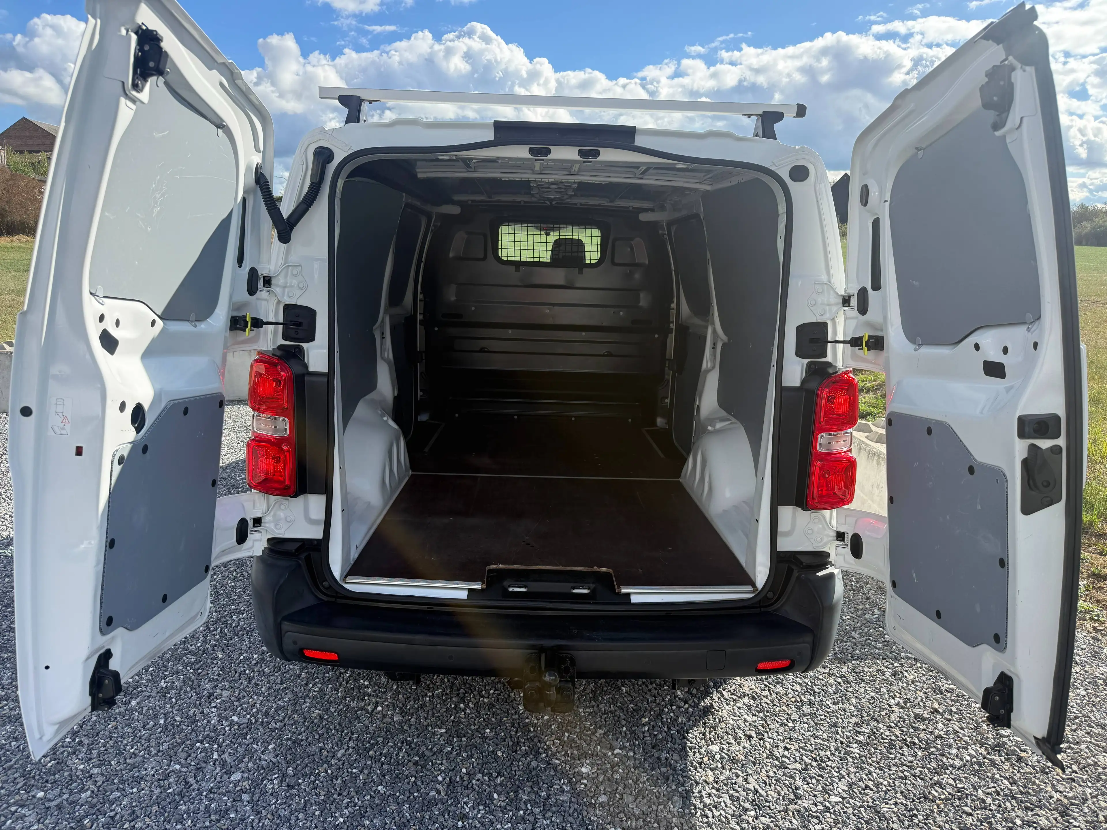 Citroen Jumpy 2.0L L3 **2X Porte latéral Clim Caméra Attelage — photo 6
