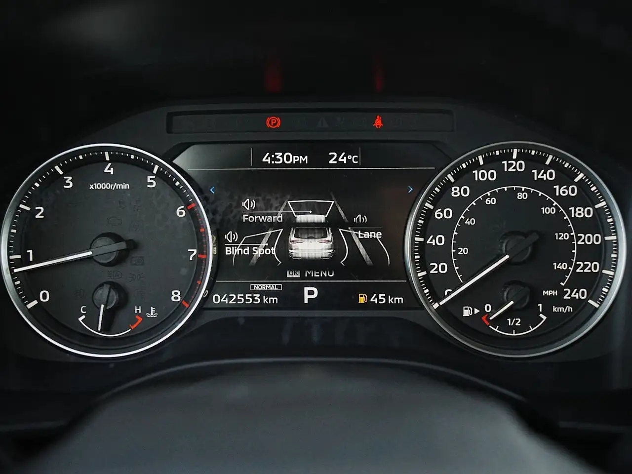 Mitsubishi Outlander снимка Mitsubishi Outlander