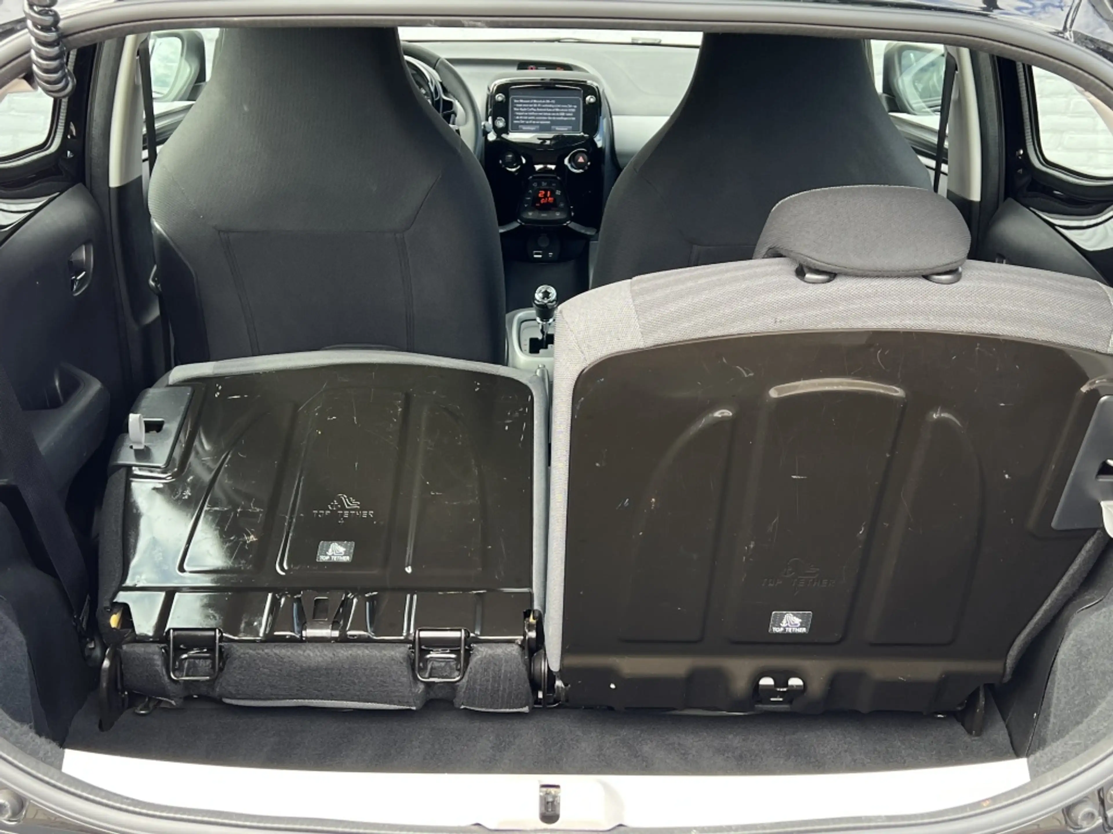 Toyota Aygo 1.0 VVT-i X-Play Automaat 5-deurs | Keyless Start — photo 39