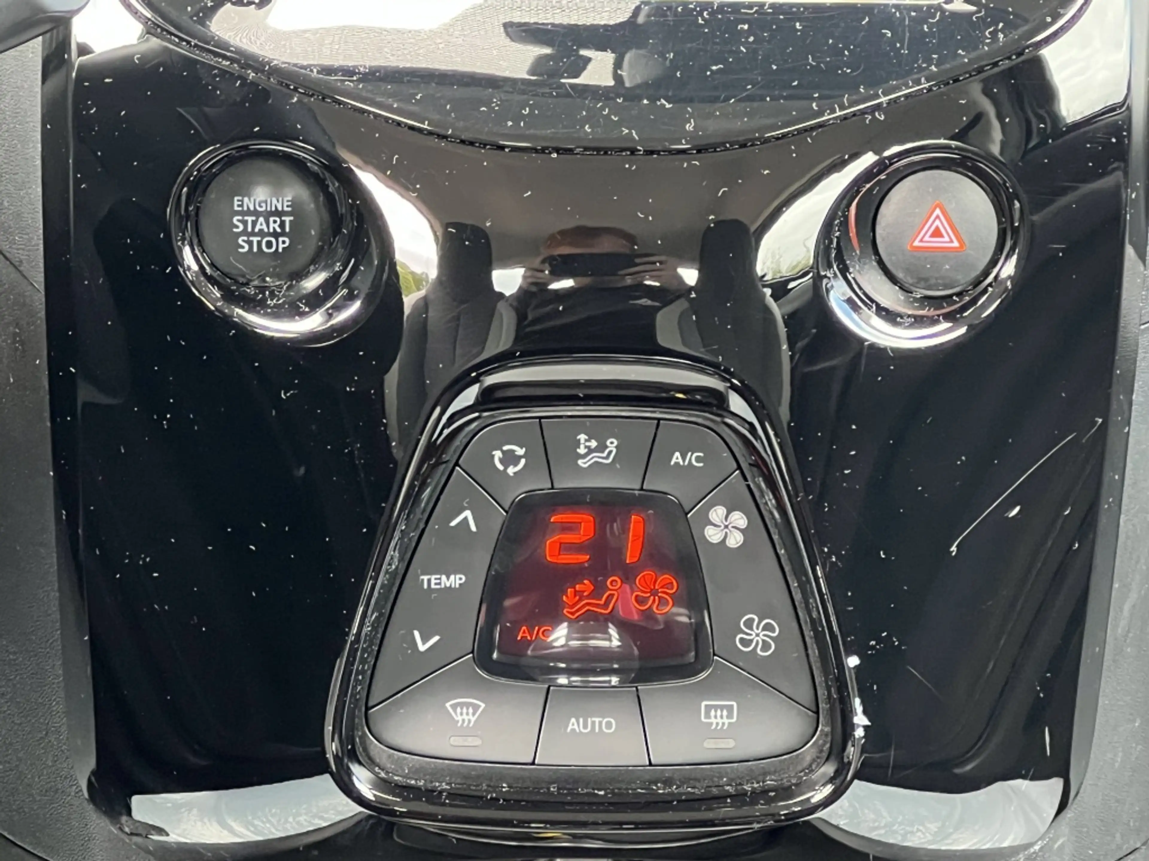 Toyota Aygo 1.0 VVT-i X-Play Automaat 5-deurs | Keyless Start — photo 34