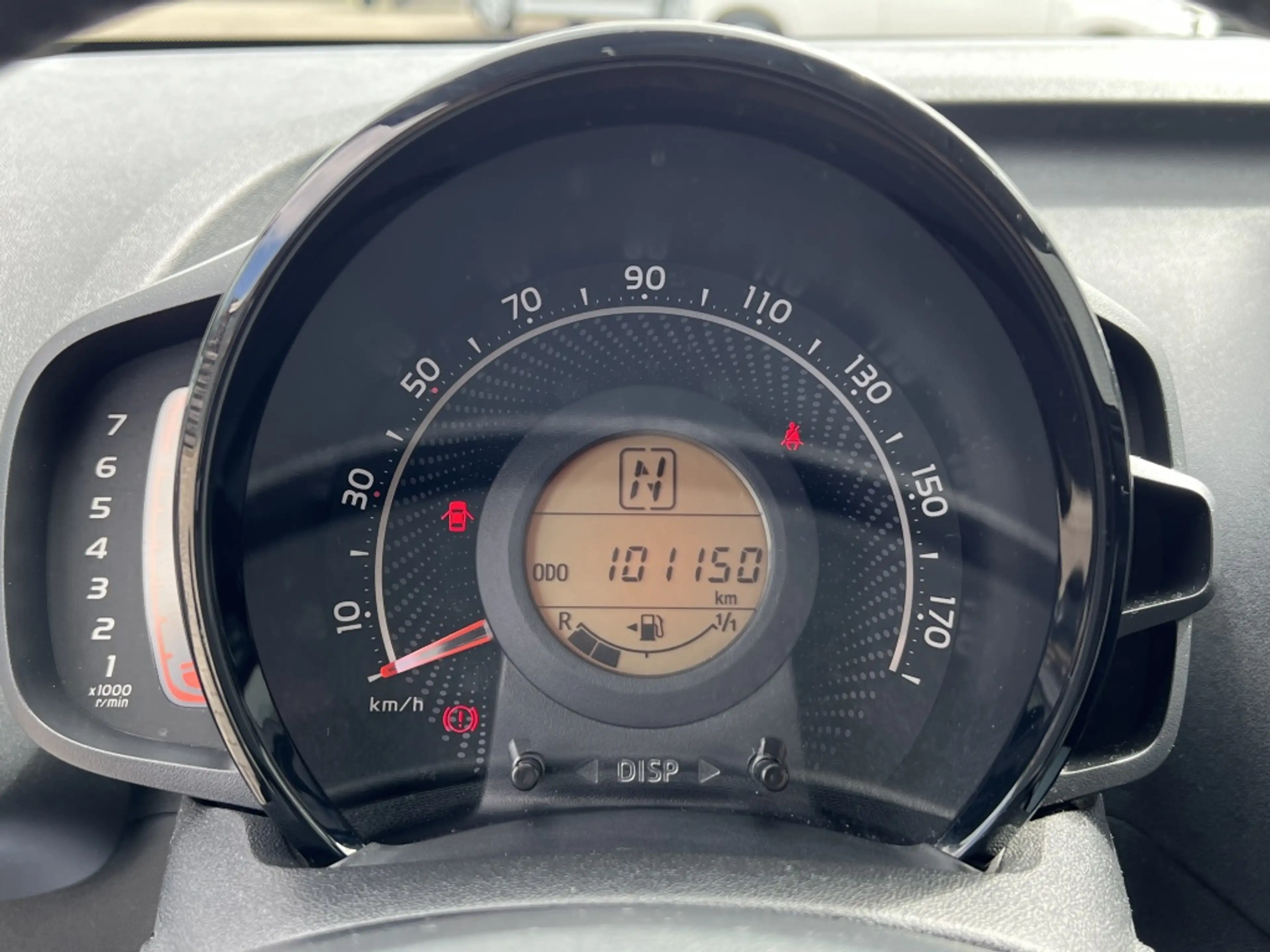 Toyota Aygo 1.0 VVT-i X-Play Automaat 5-deurs | Keyless Start — photo 21
