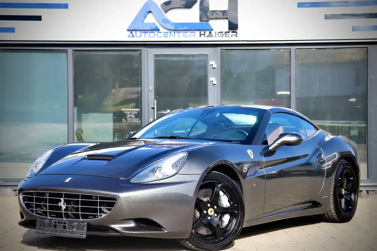 Ferrari California