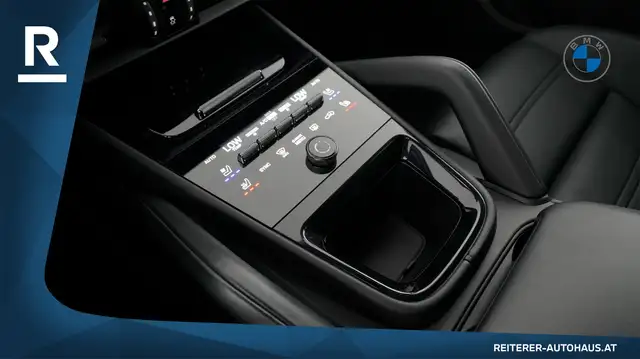 Porsche Cayenne view 24