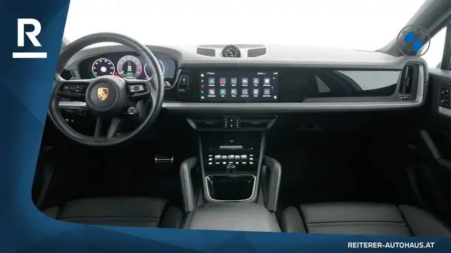 Porsche Cayenne view 13