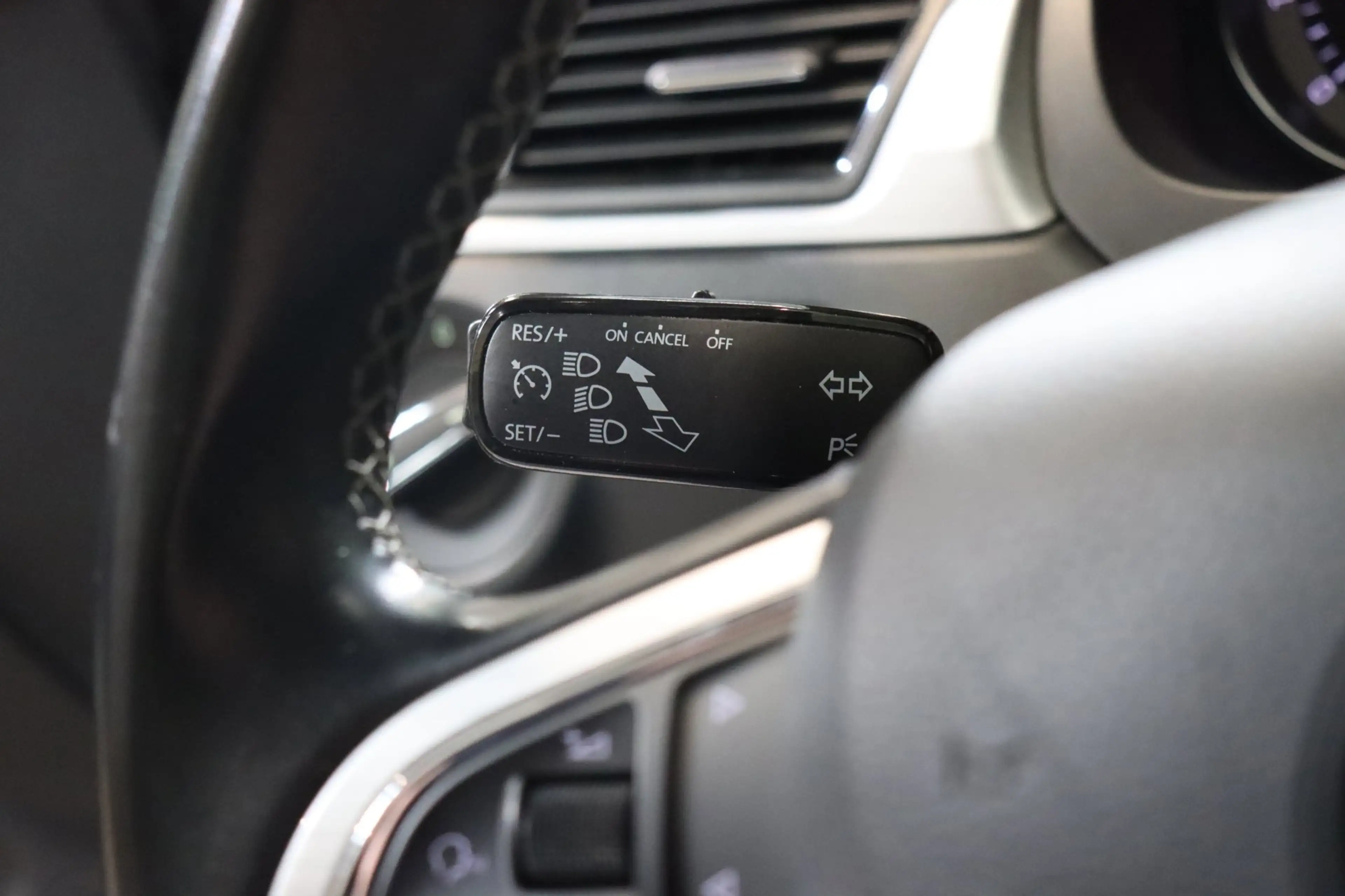 Skoda Rapid/Spaceback 1.2 TSI Greentech Edition Navi | PDC | Stoelverwar — photo 11
