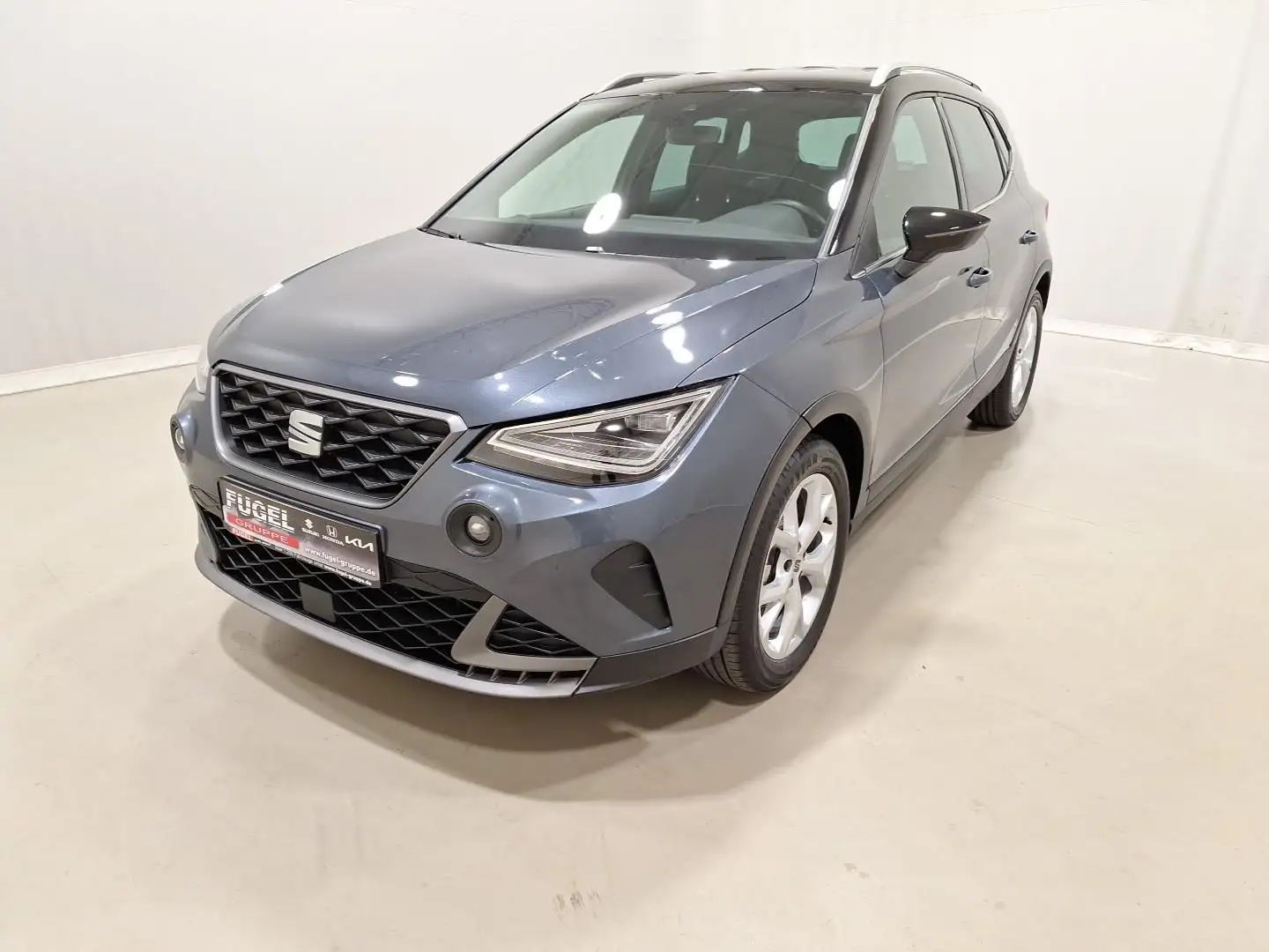 SEAT Arona 1.0 TSI FR-Line LED|Temp|Alu Gris - 2